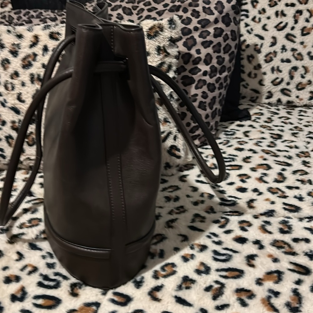 Calvin Klein Ash Tote with Magnetic Snap - Picture 2 of 7